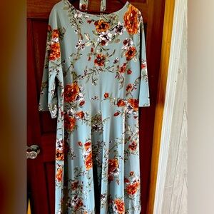 Beautiful Dress SHEIN crave size 4XL